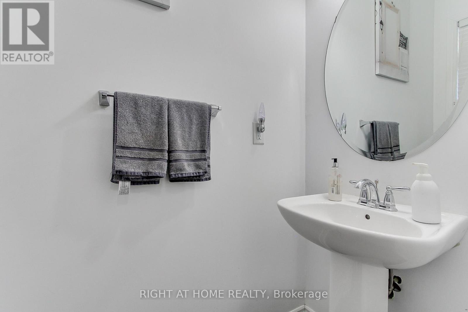 121 HUTCHINSON DRIVE - 24