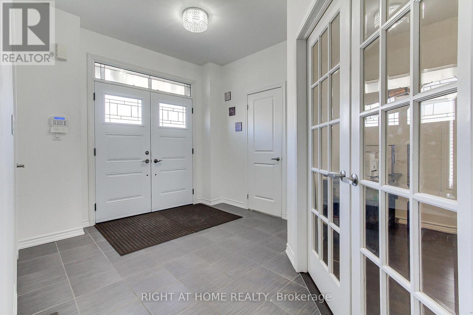 121 HUTCHINSON DRIVE - 7