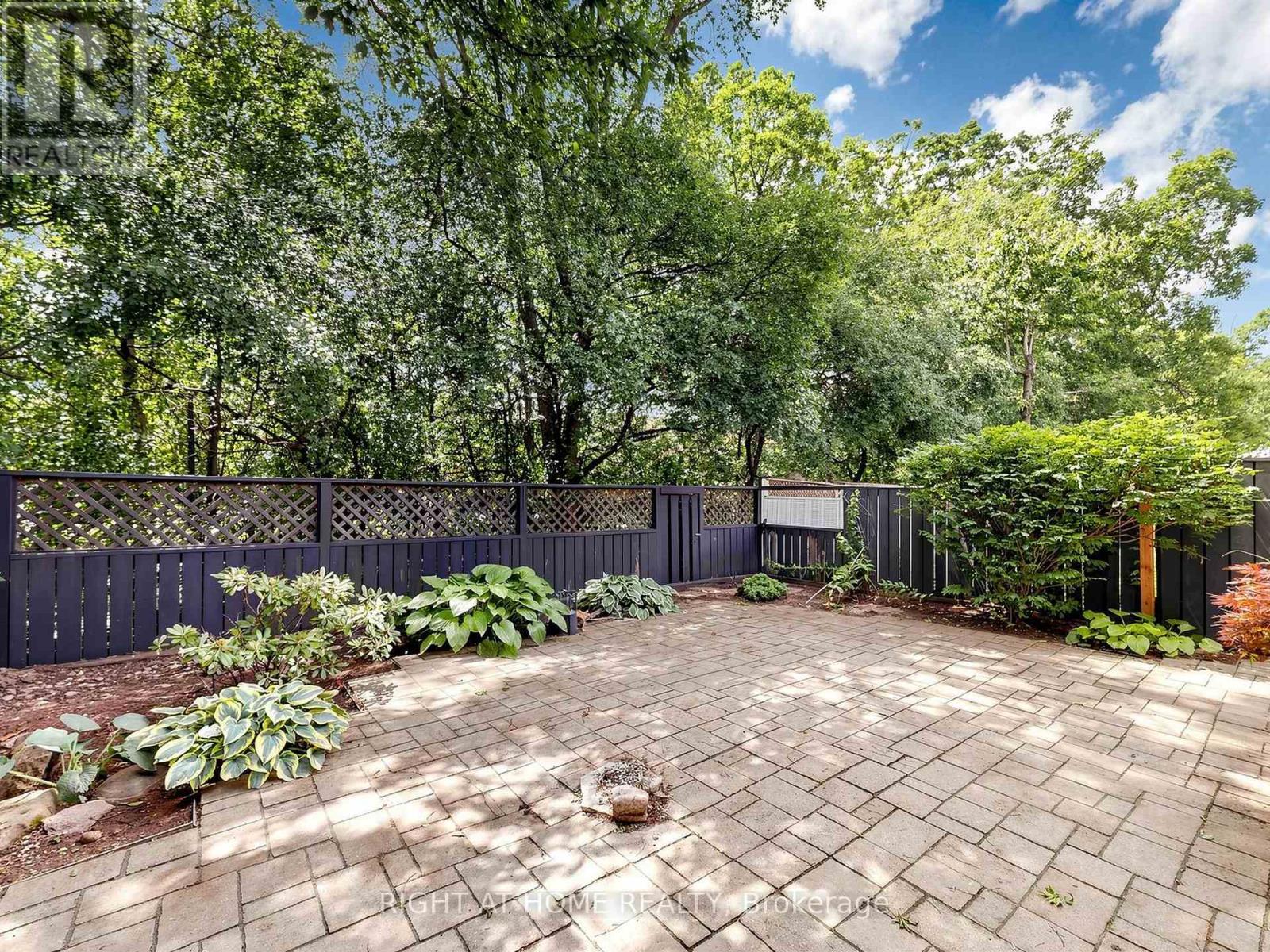 #2 1580 LANCASTER DRIVE - 49