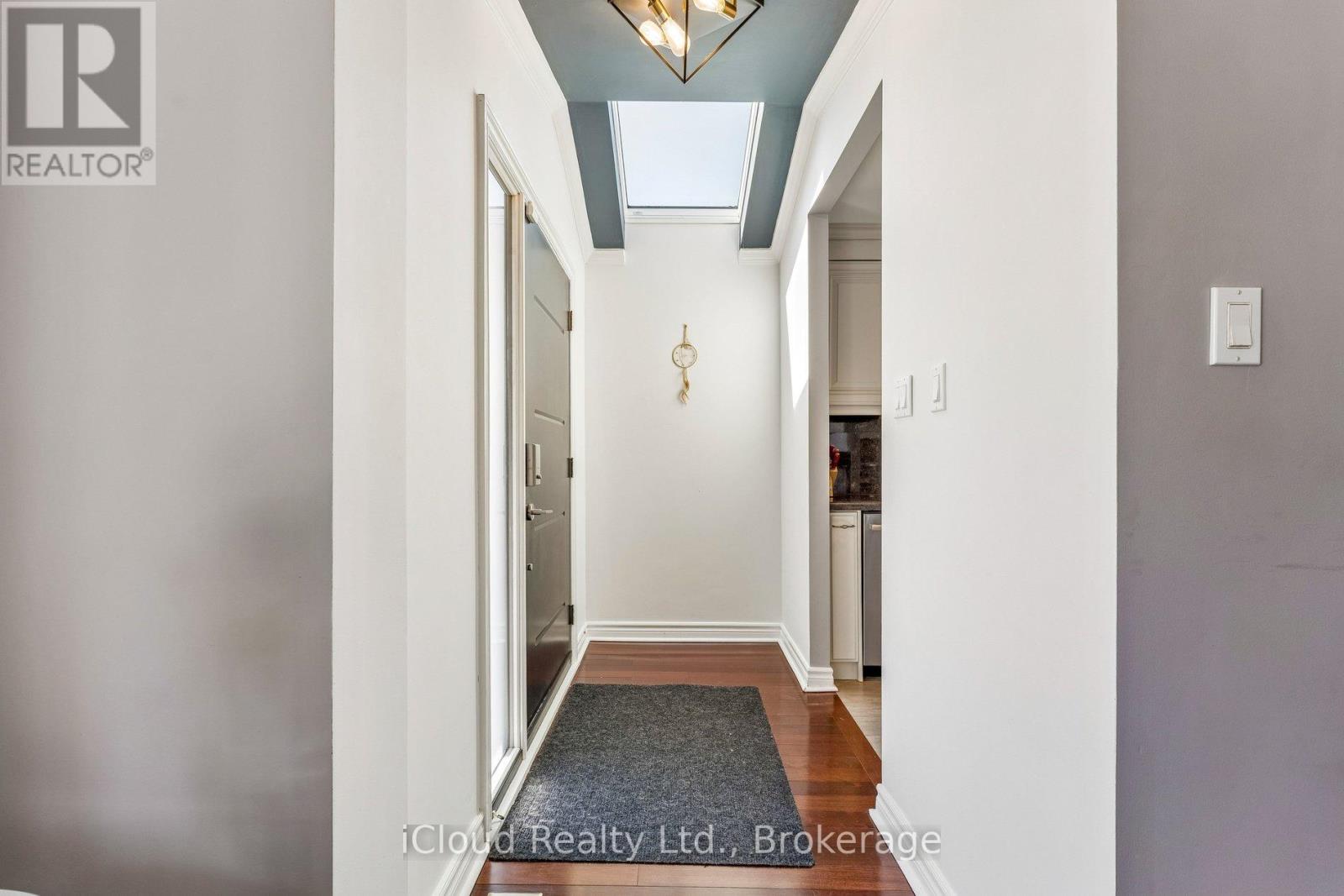 43 FERNDALE CRESCENT - 39