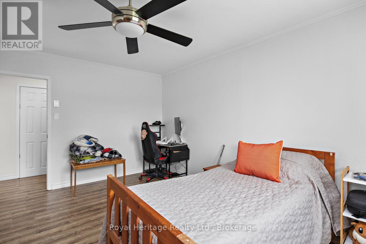 920 STEWART LINE - 28