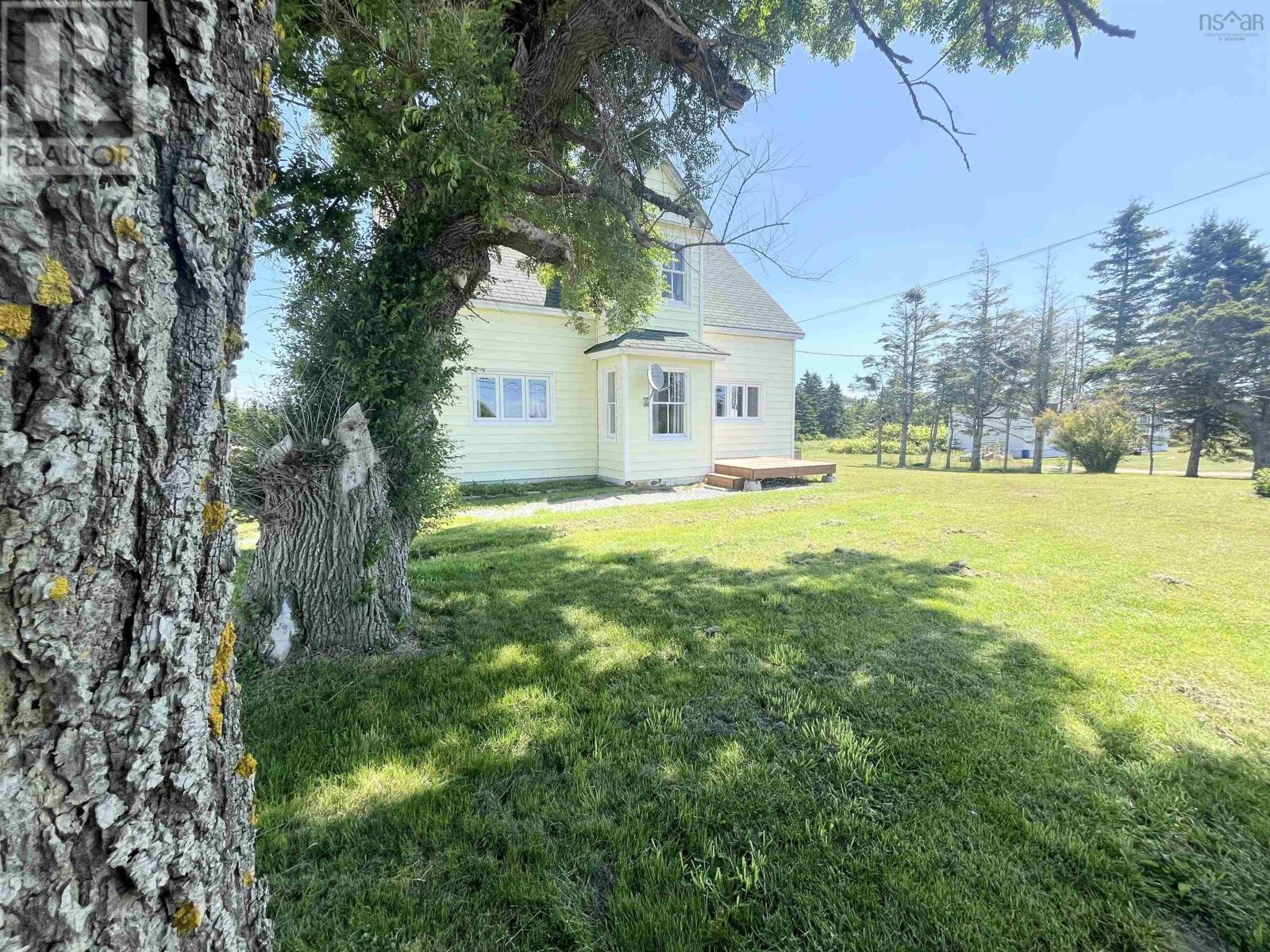 923 Highway 330 - 31