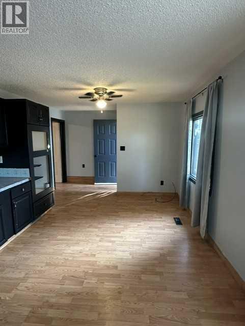305 2 Avenue E - 21