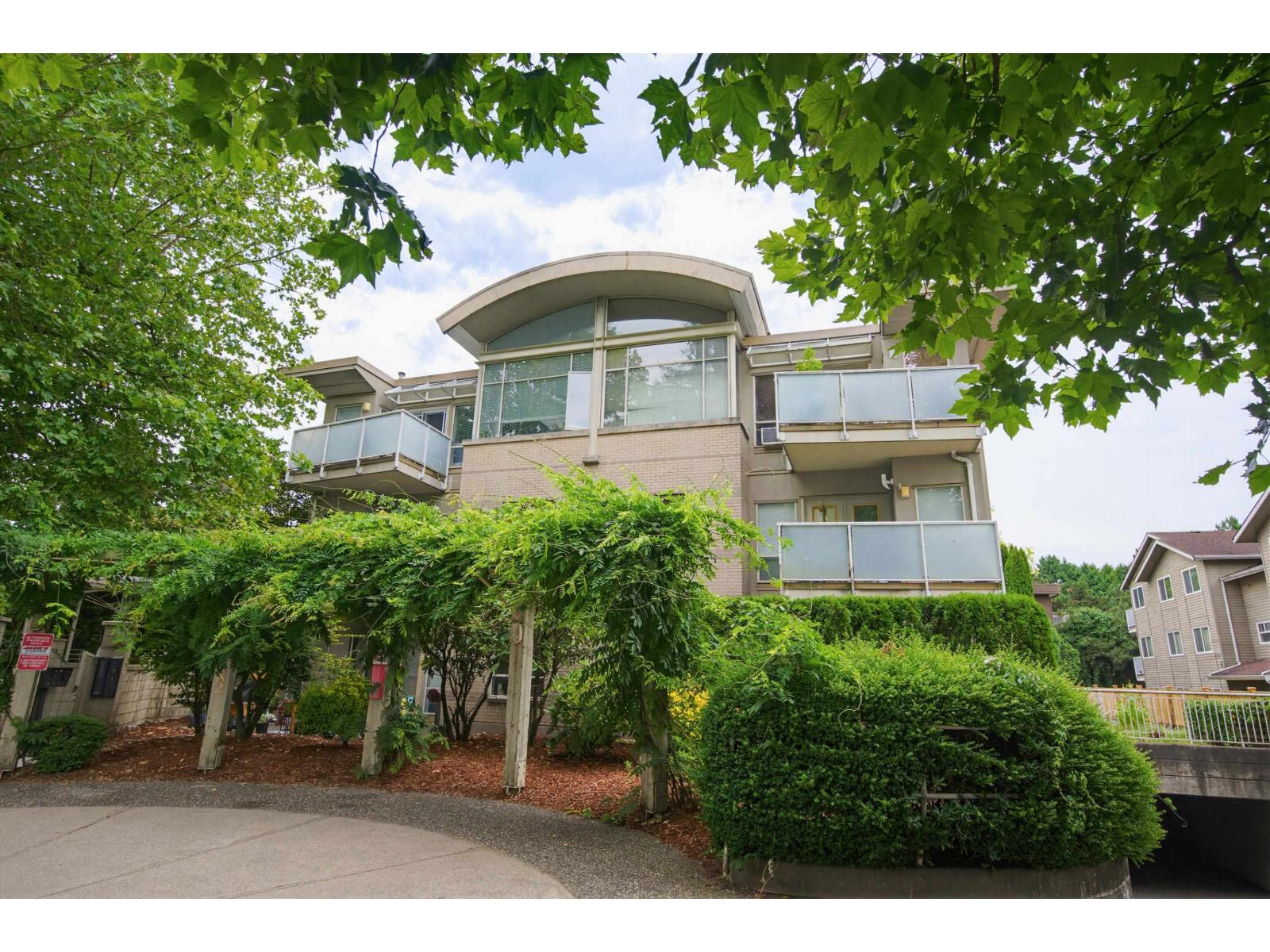 2 Bed, 2 Bath House for Sale in Abbotsford – 8 33682 MARSHALL ROAD, Abbotsford – MLS# R3147442