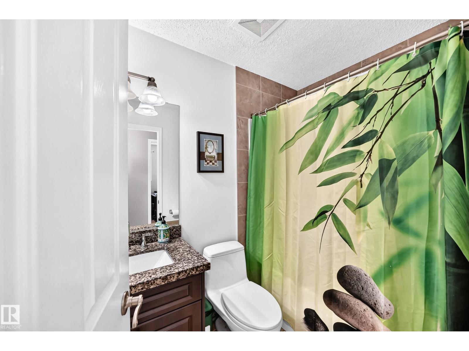 251 DUNVEGAN RD NW - 24