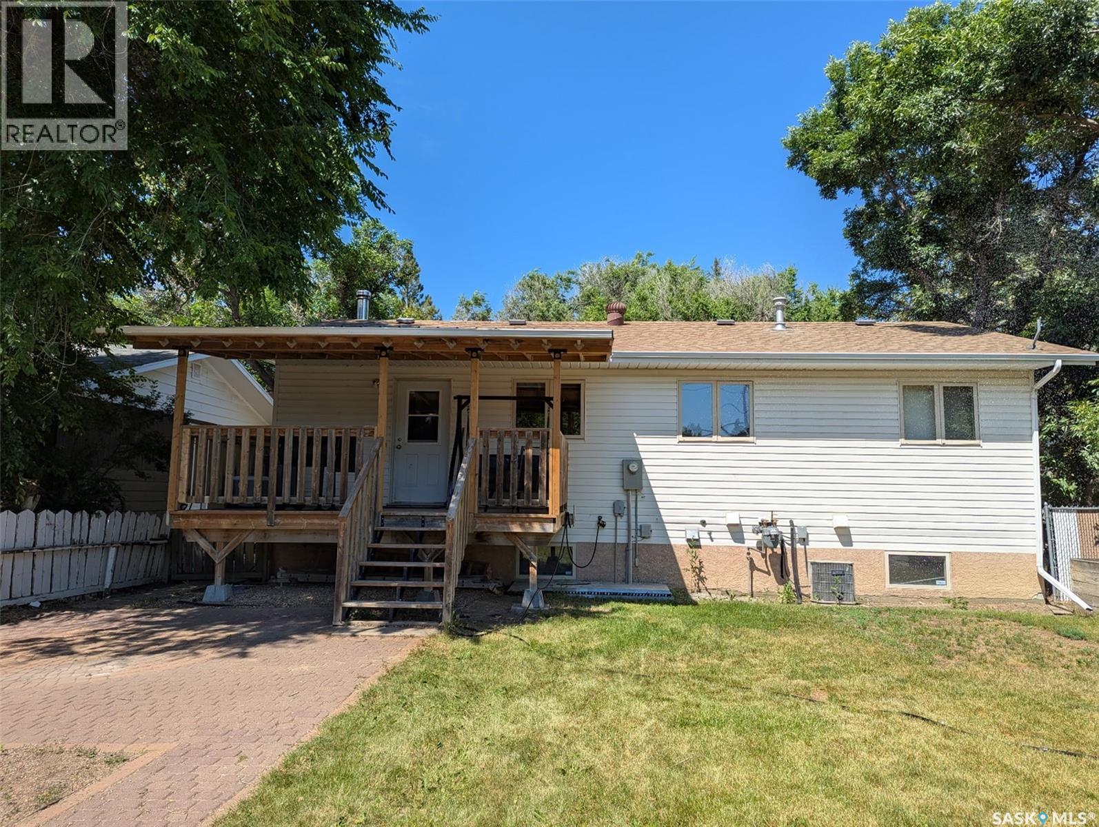 208 Herbert STREET - 10