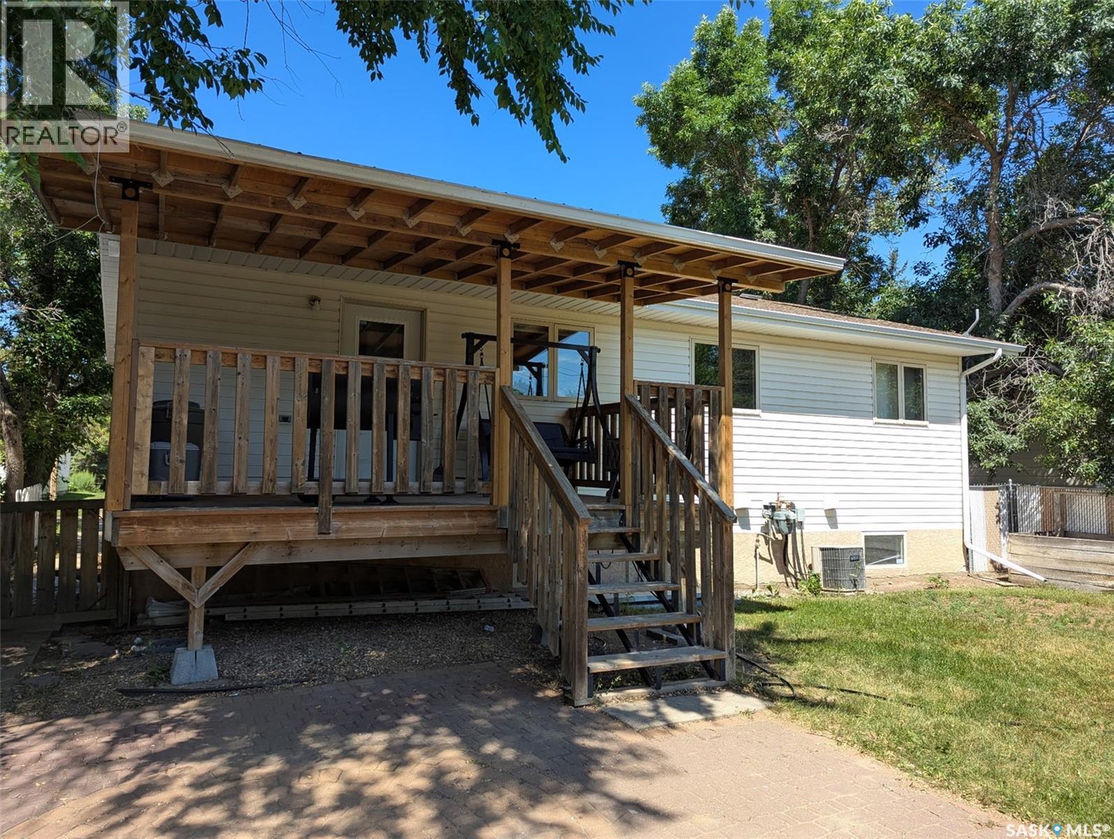 208 Herbert STREET - 11