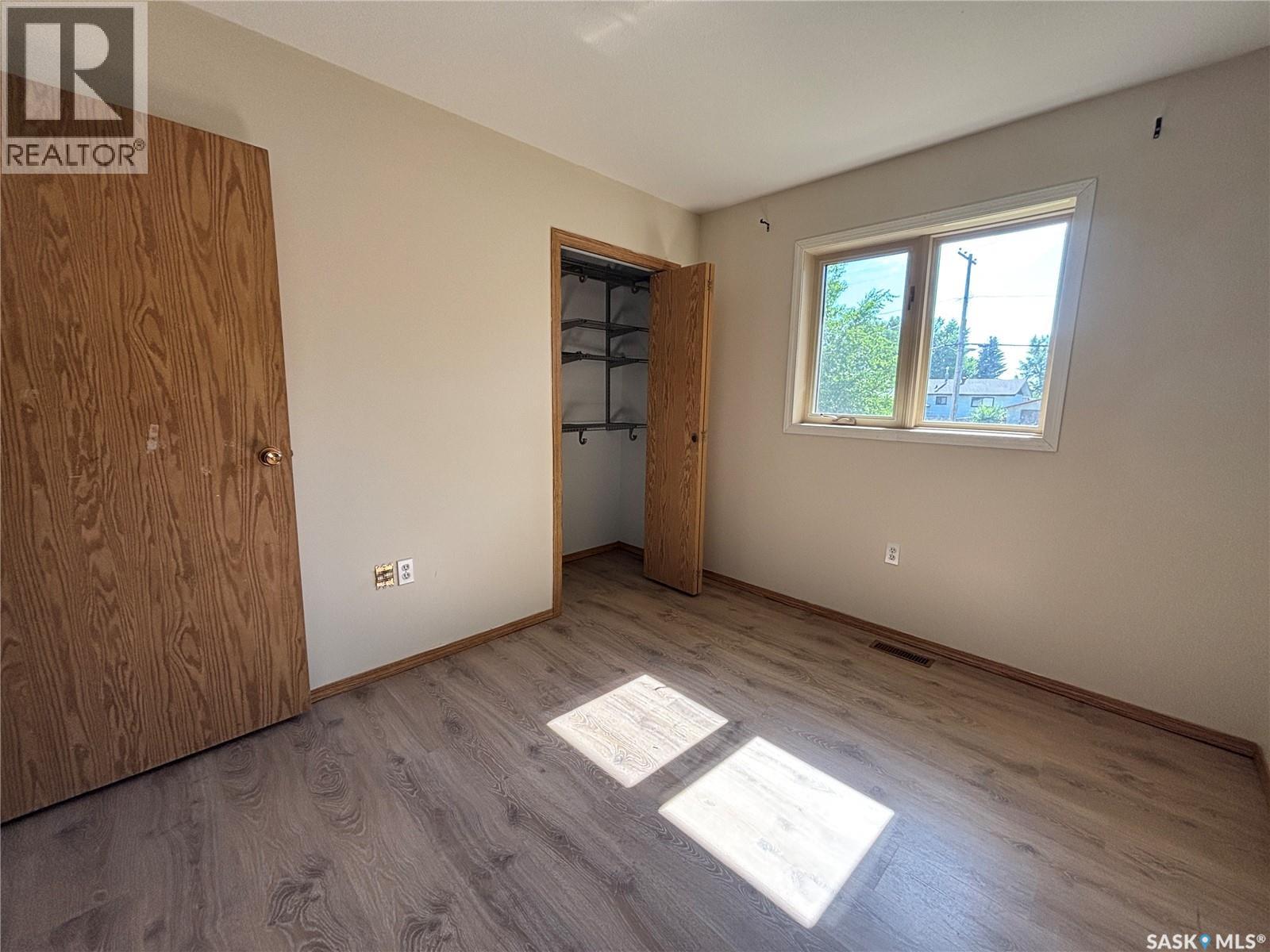 208 Herbert STREET - 36