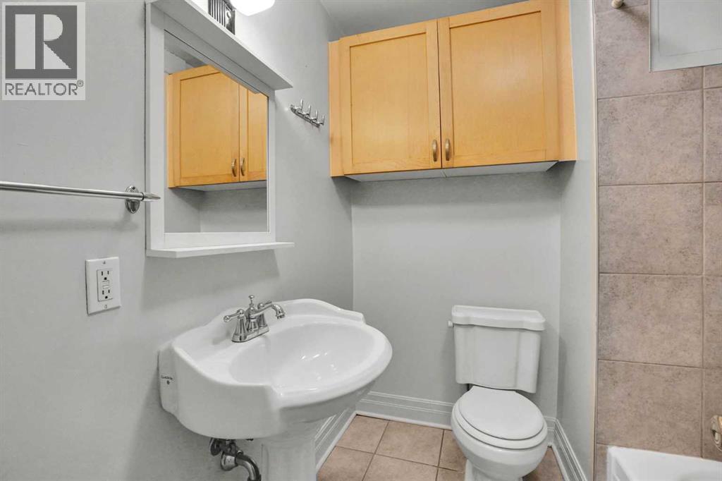 #12A 330 19 Avenue SW - 28