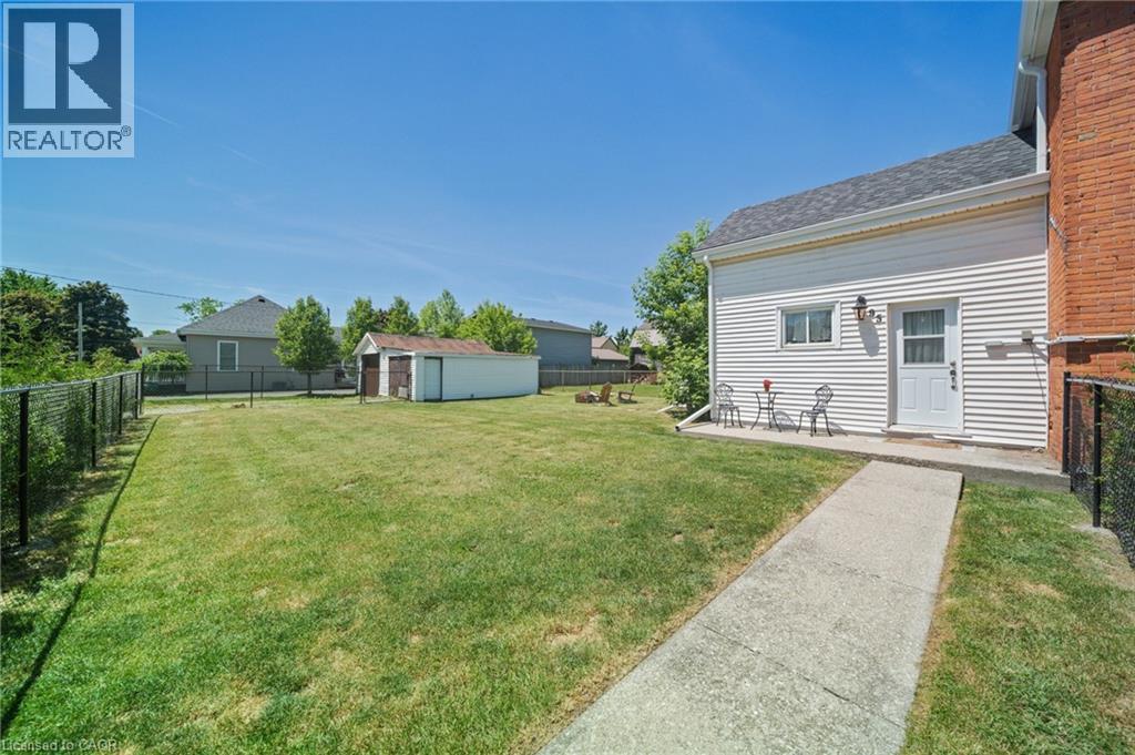 95 KING Street W - 37