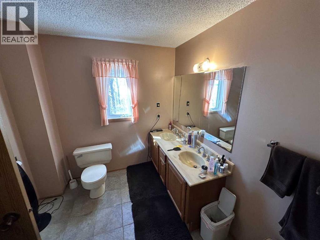 13428 Lakeland Drive - 40