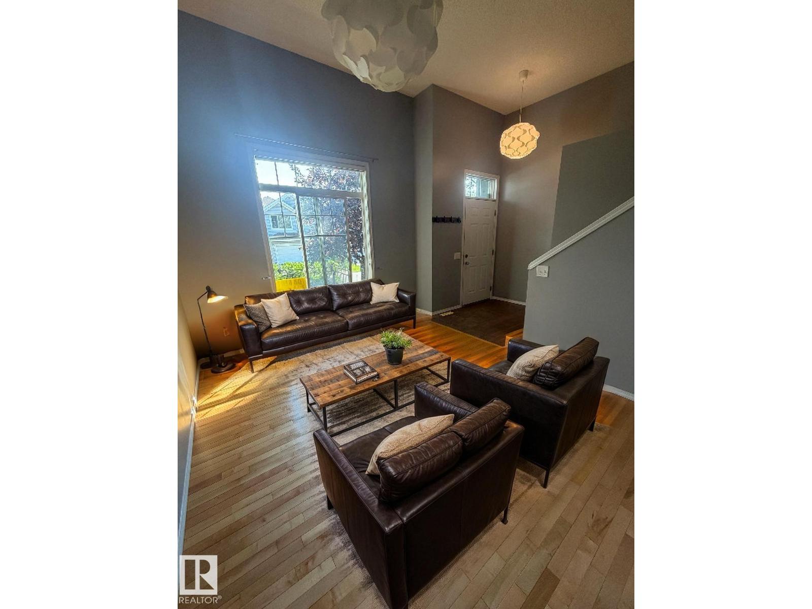 #7 8304 11 AV SW, Summerside, Edmonton photo 5