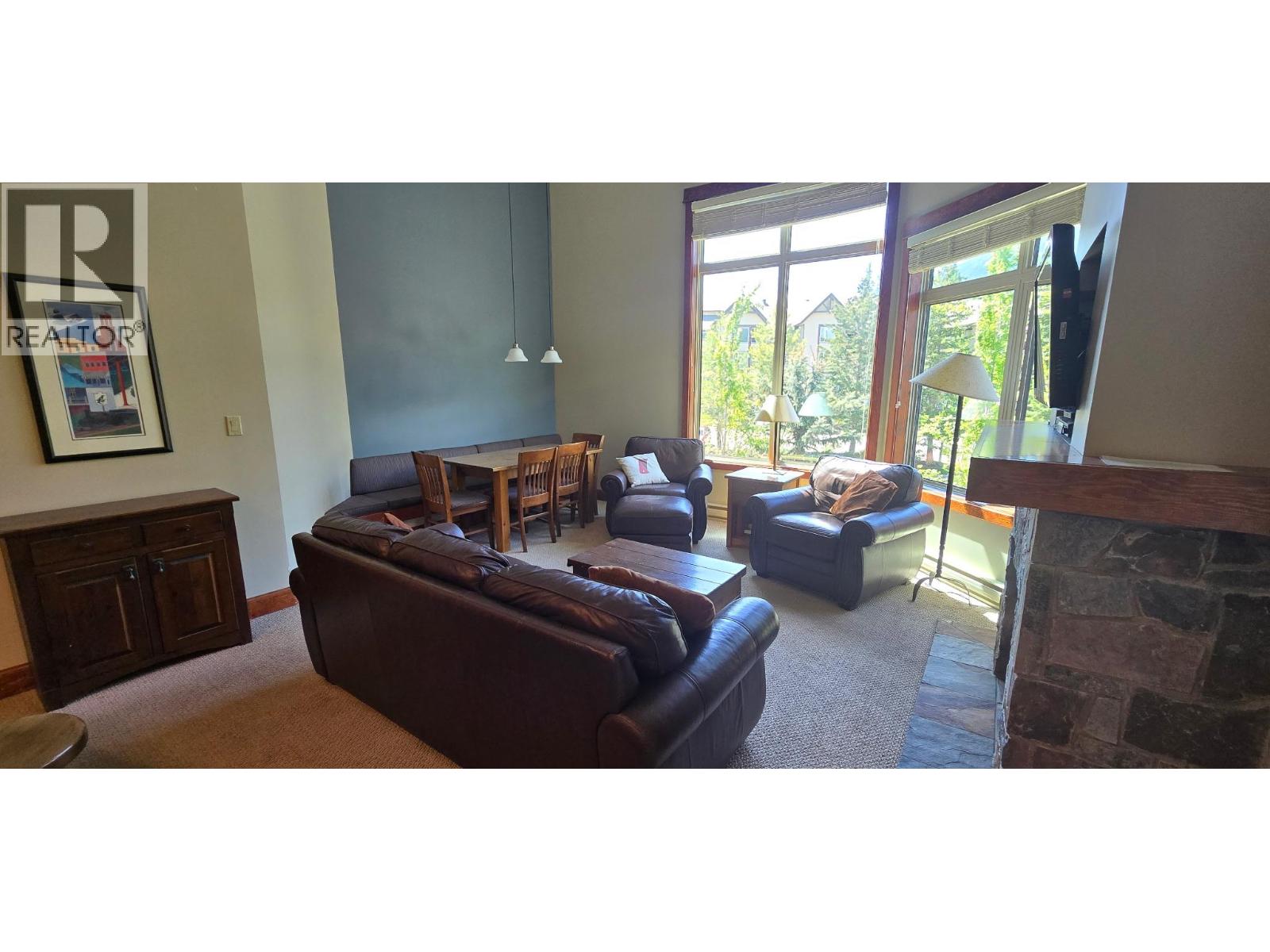 #545A 4559 TIMBERLINE Crescent - 16