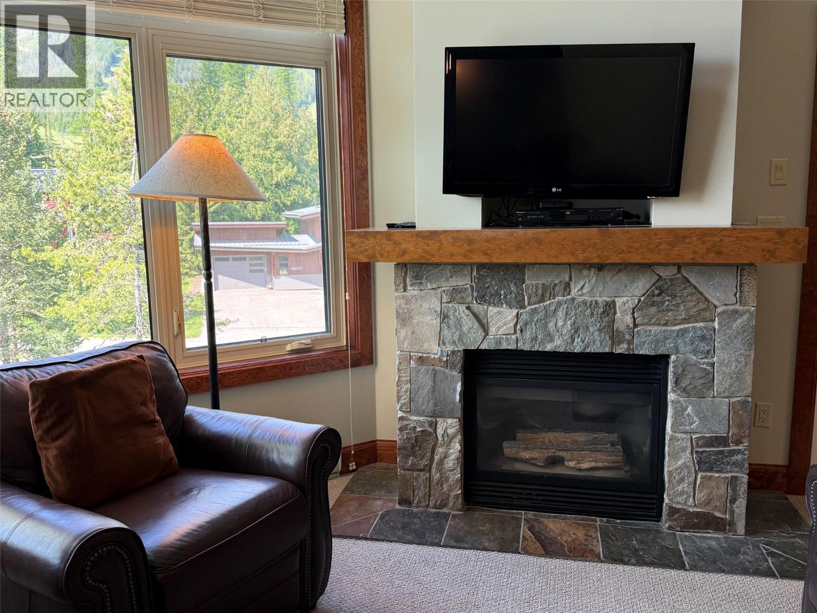 #545A 4559 TIMBERLINE Crescent - 17