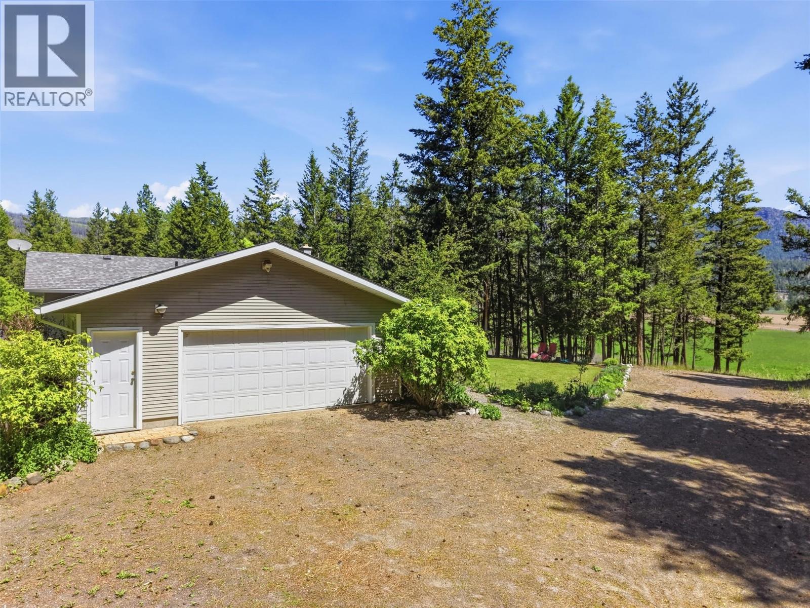 4685 KAMLOOPS VERNON Highway - 55