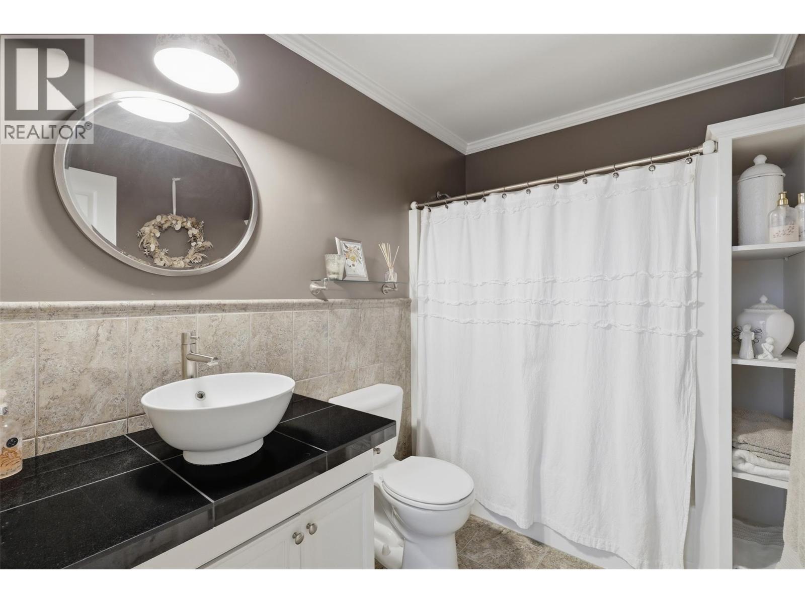 4685 KAMLOOPS VERNON Highway - 35