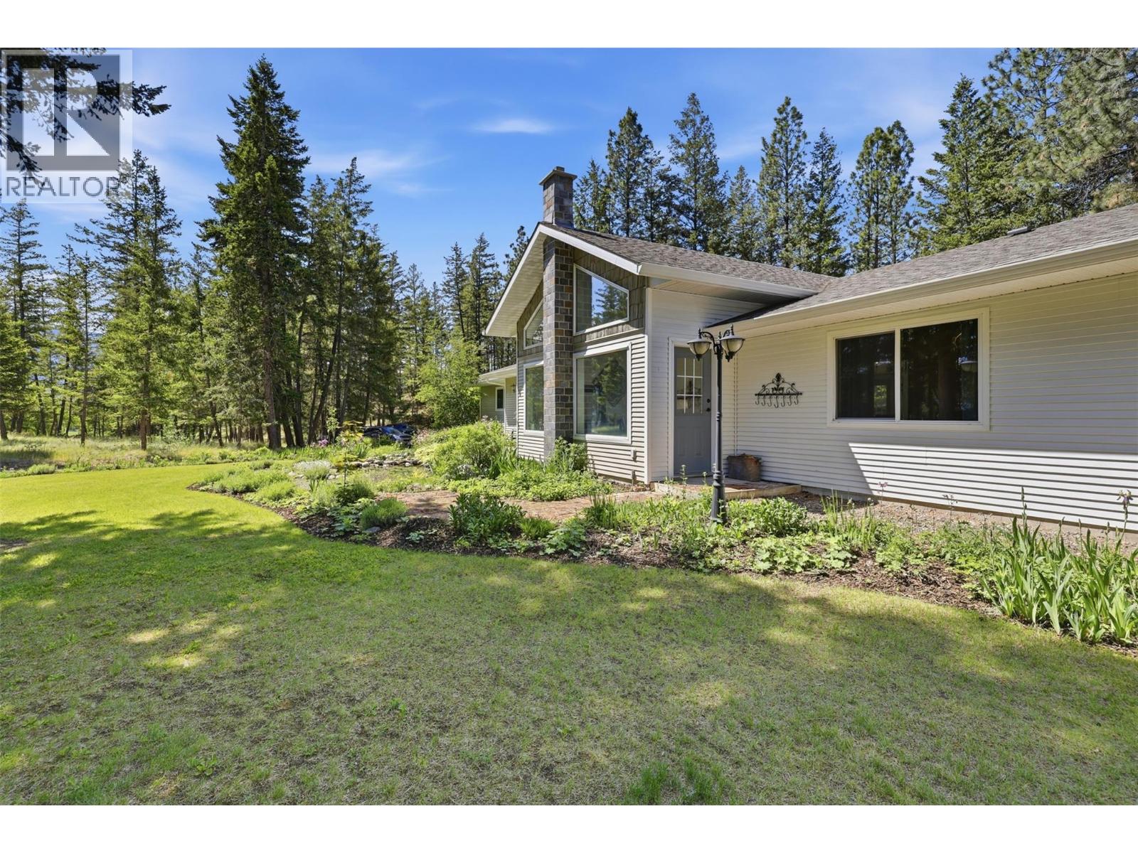 4685 KAMLOOPS VERNON Highway - 44