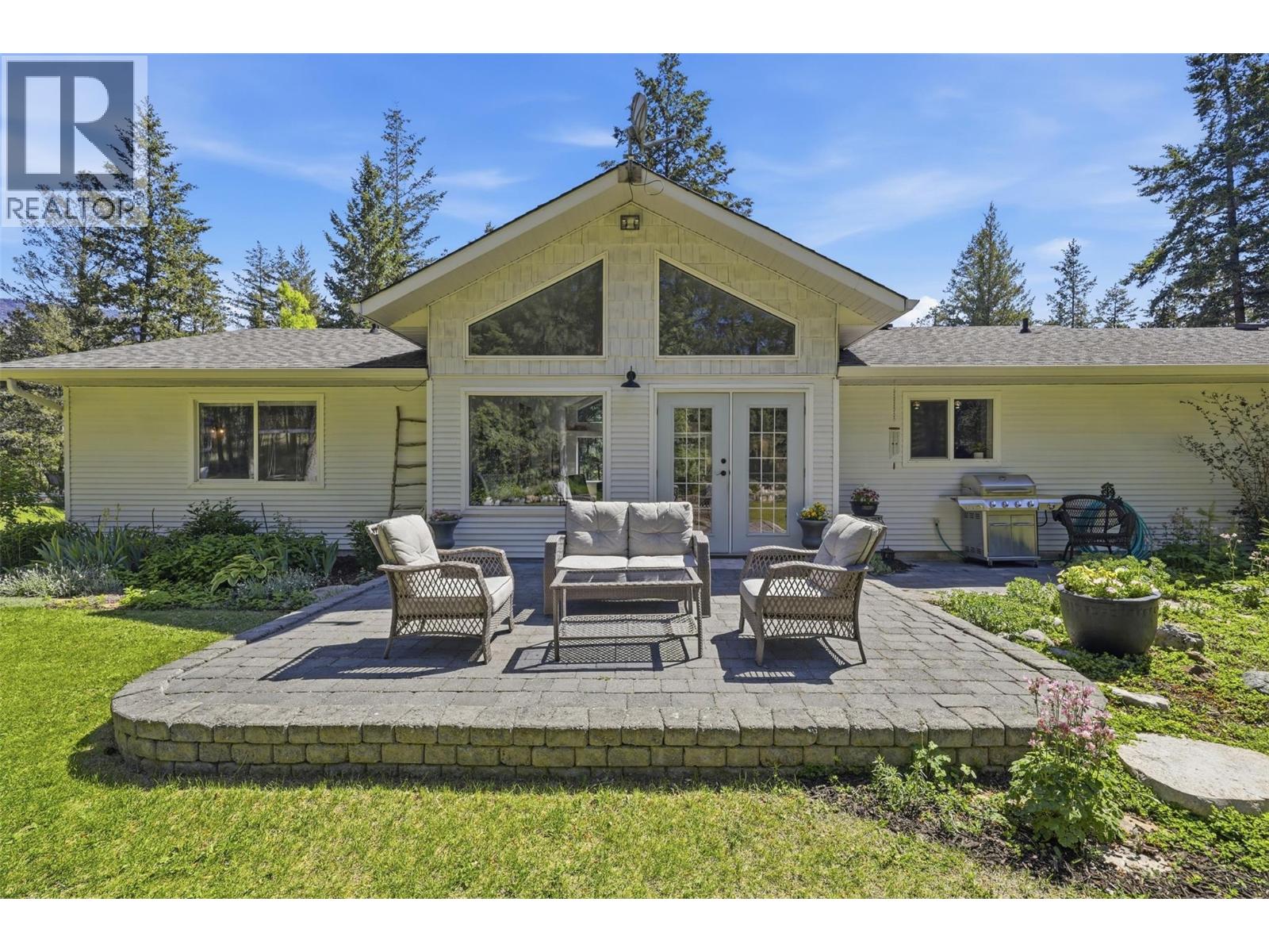 4685 KAMLOOPS VERNON Highway - 5