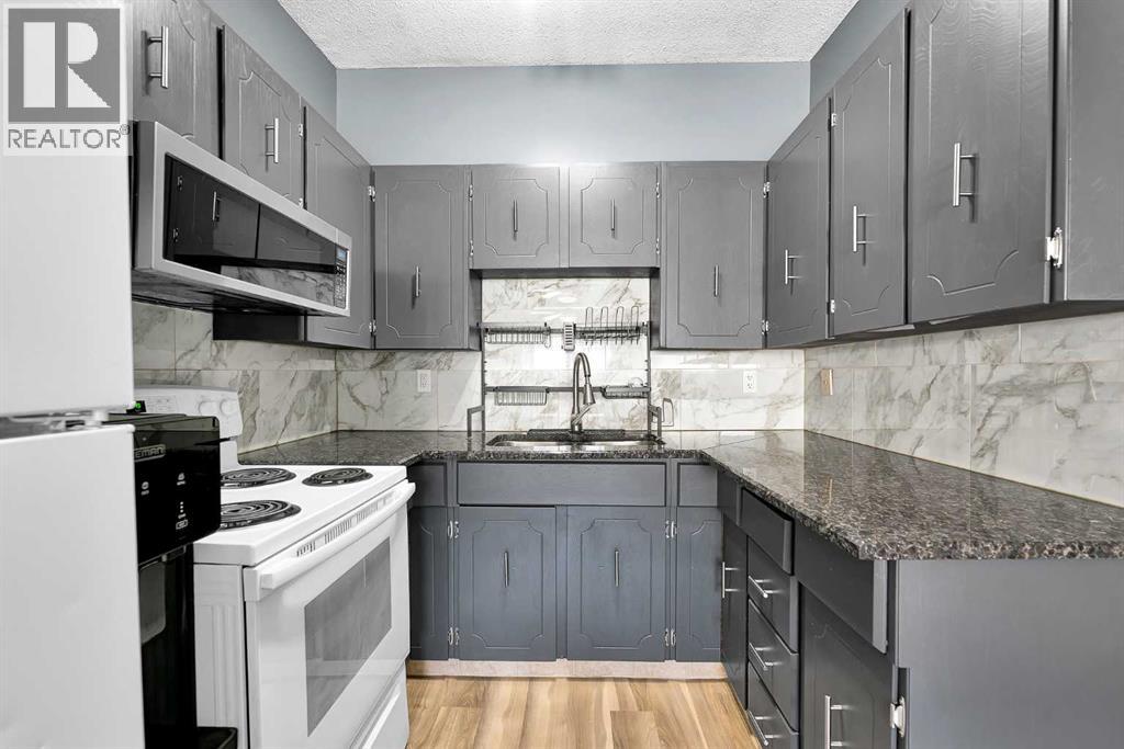 #2 435 Pinehill Road NE - 15