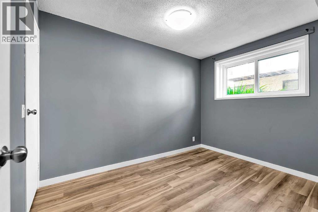 #2 435 Pinehill Road NE - 23