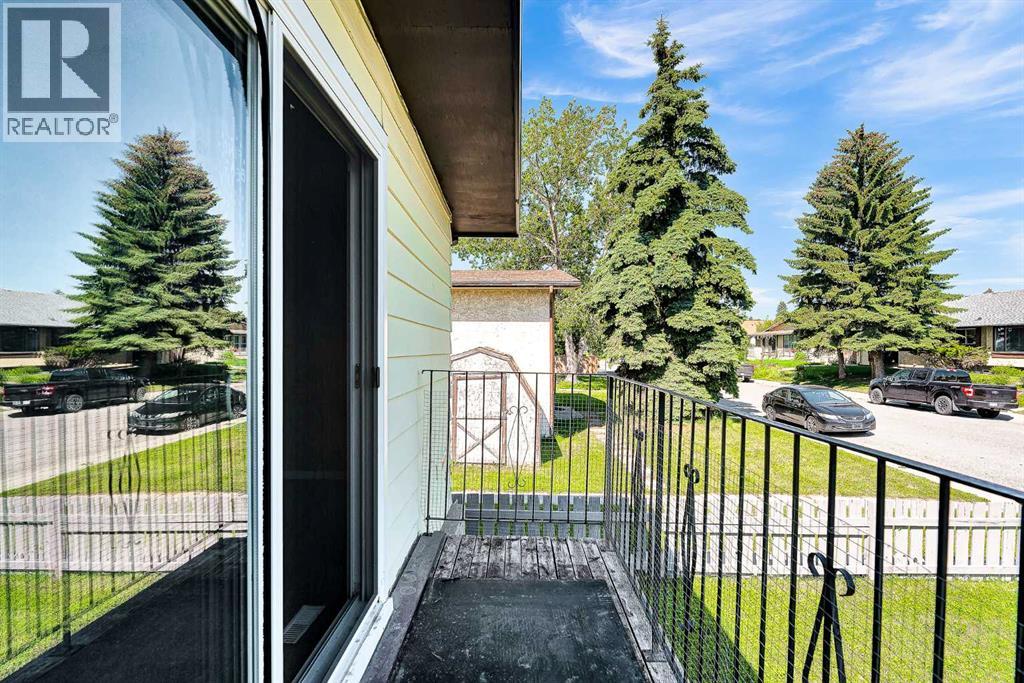 #2 435 Pinehill Road NE - 27