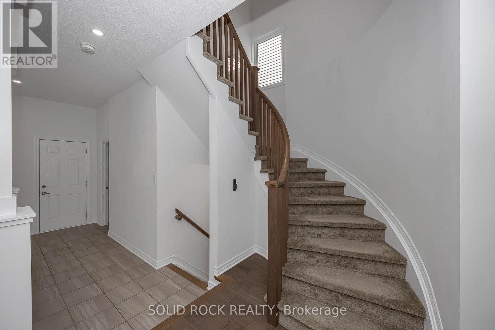 149 MINIKAN STREET - 16