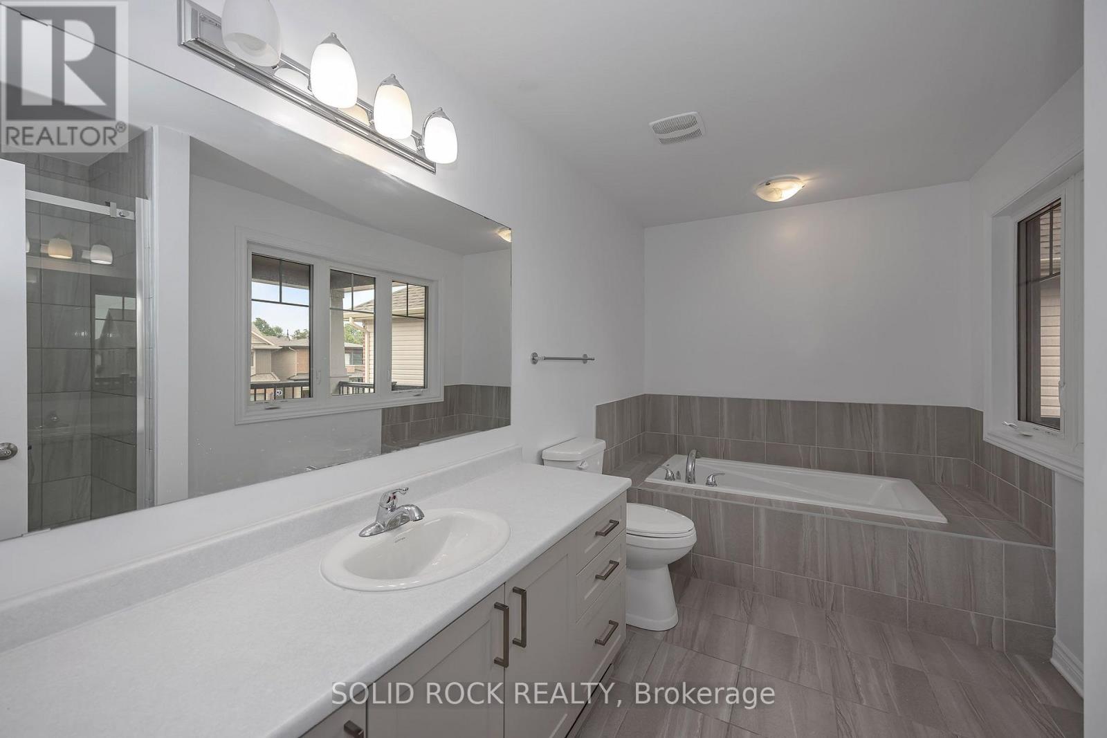 149 MINIKAN STREET - 23