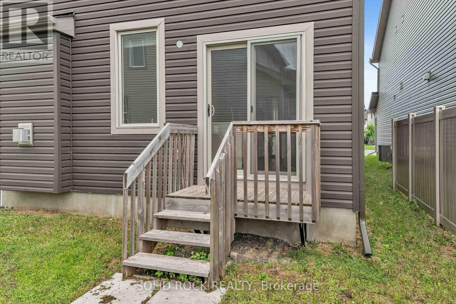 149 MINIKAN STREET - 43