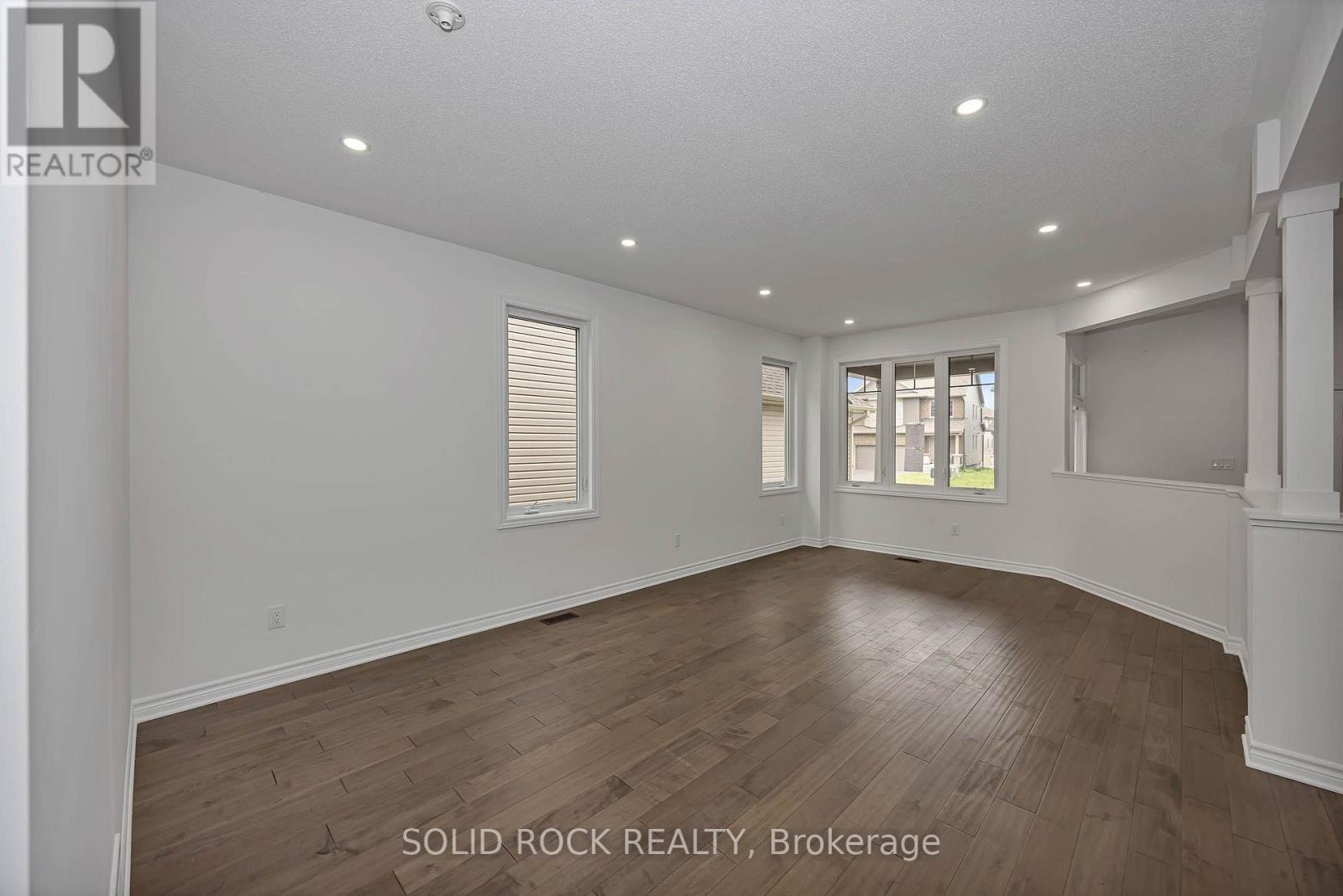 149 MINIKAN STREET - 7