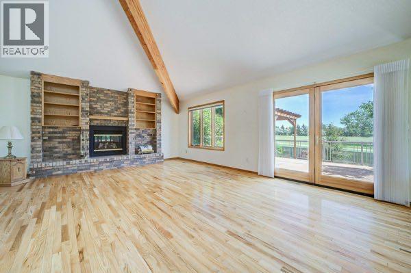 23 Niska Place W - 21