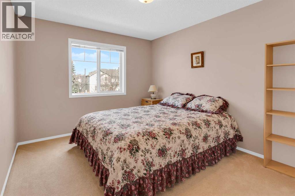 27 Royal Birch Mount NW - 24