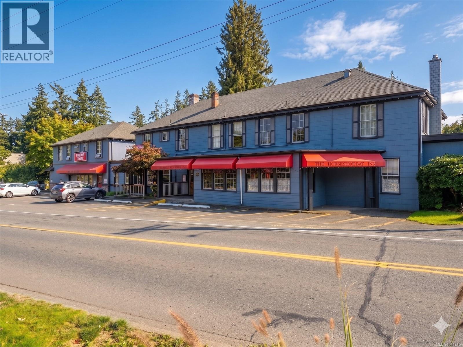 9576 Chemainus Road - photo 2