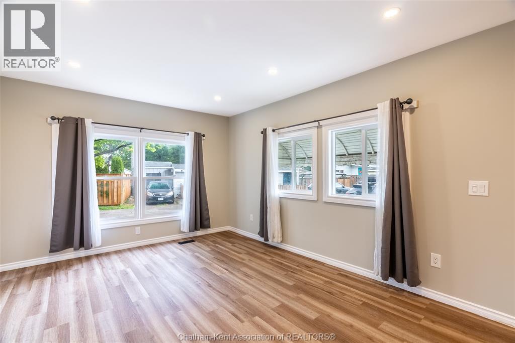 #29 9480 Longwoods ROAD - 10