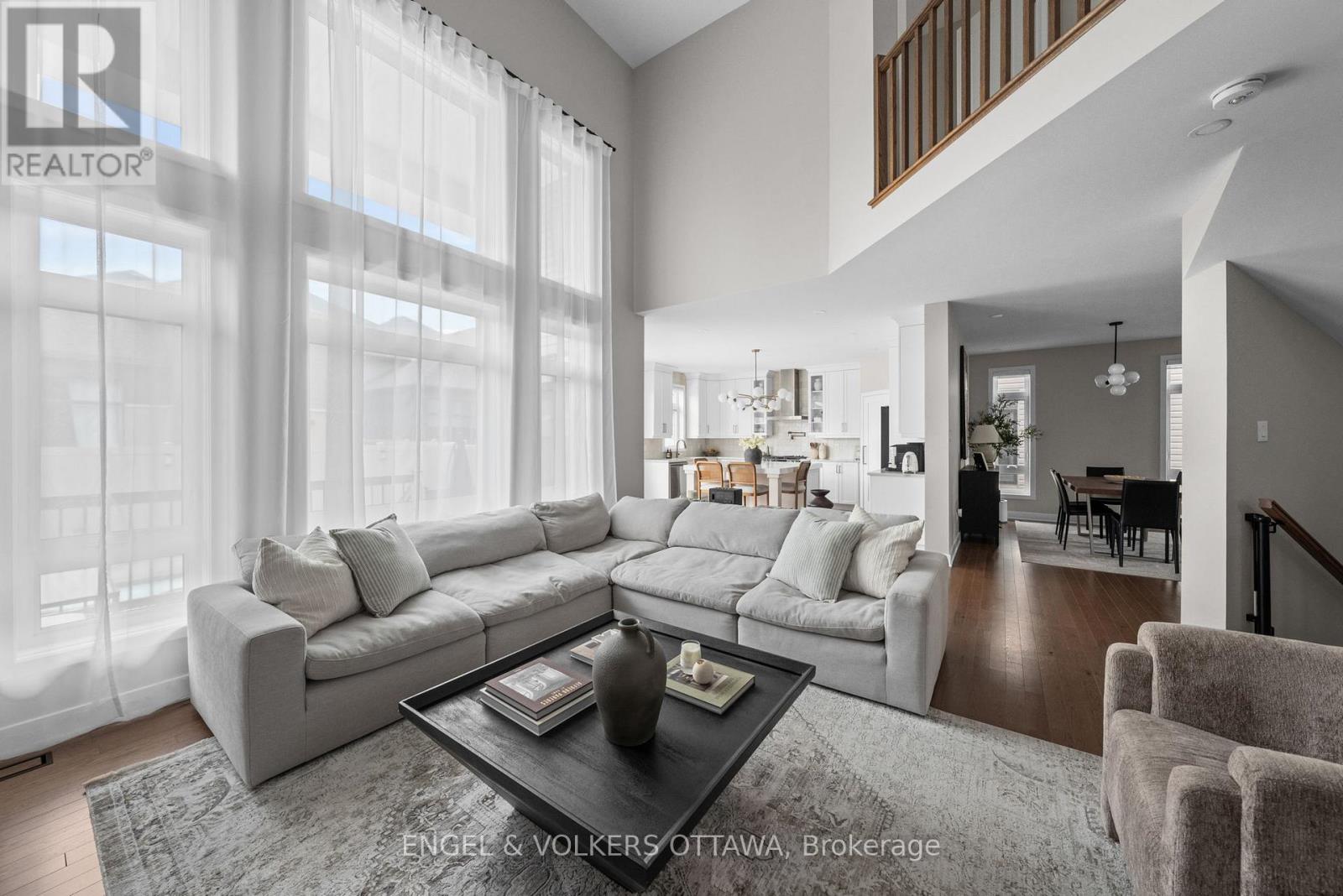 351 SHUTTLEWORTH DRIVE - 12