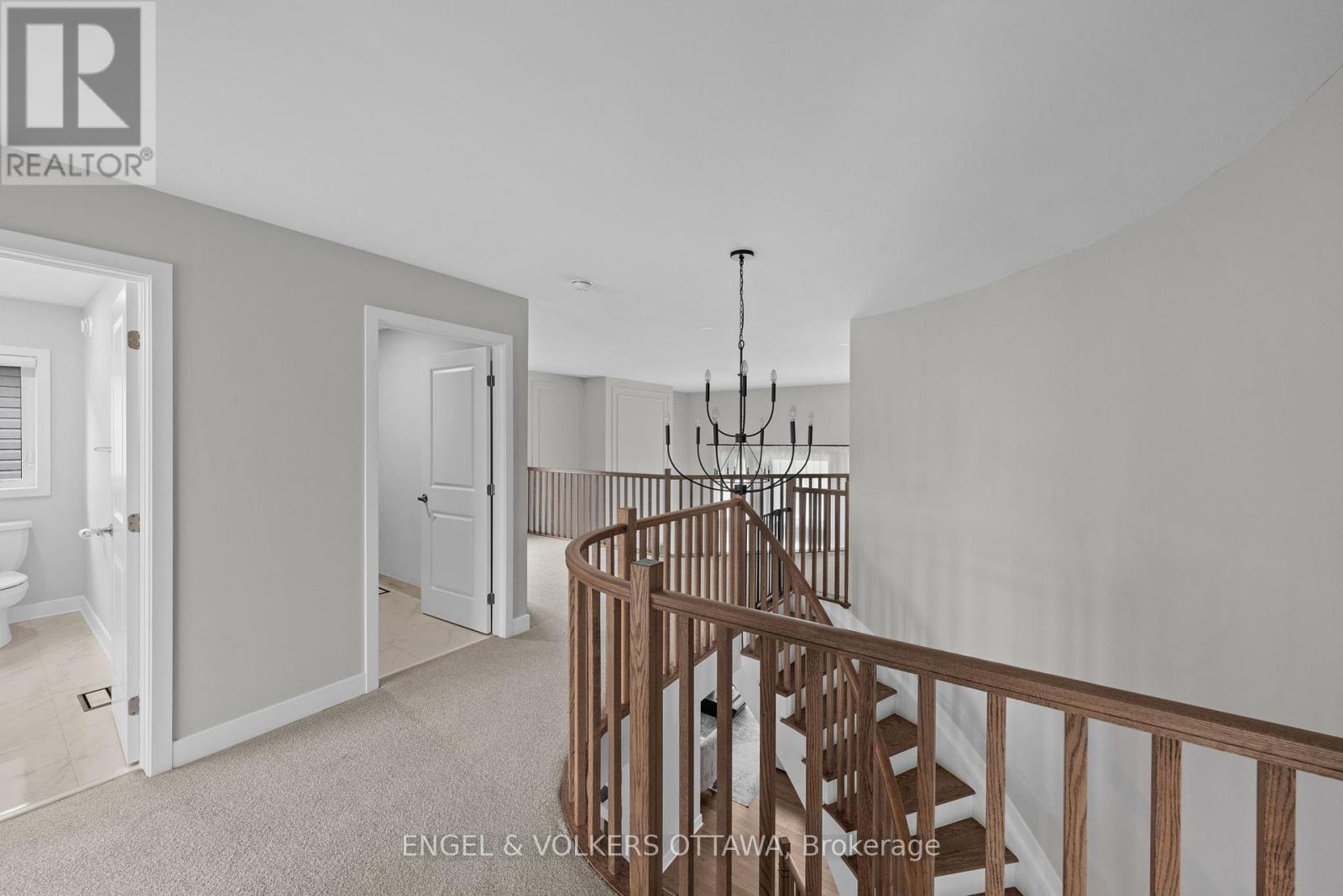 351 SHUTTLEWORTH DRIVE - 22