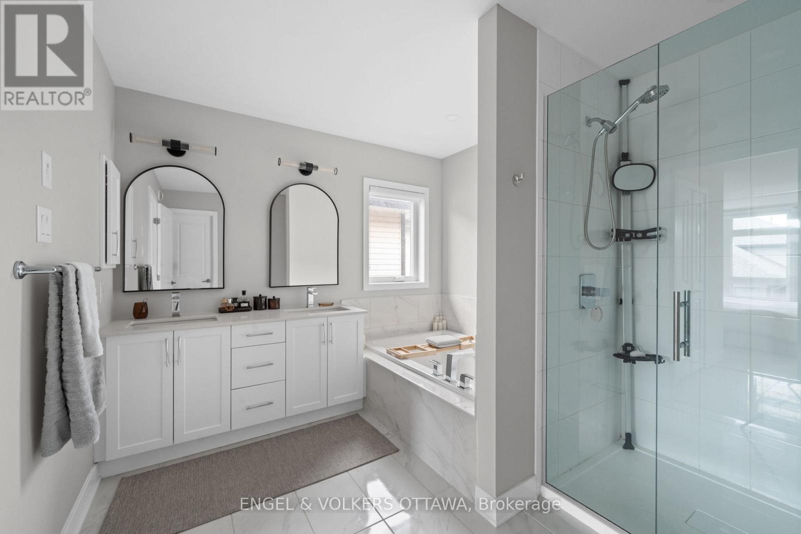 351 SHUTTLEWORTH DRIVE - 28