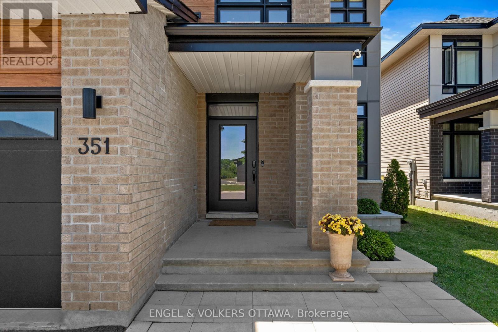 351 SHUTTLEWORTH DRIVE - 3