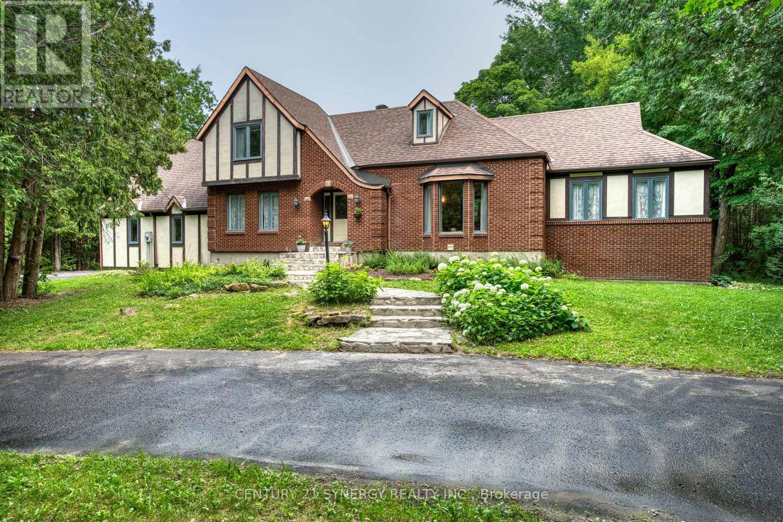306 MCGREGOR DRIVE - 1