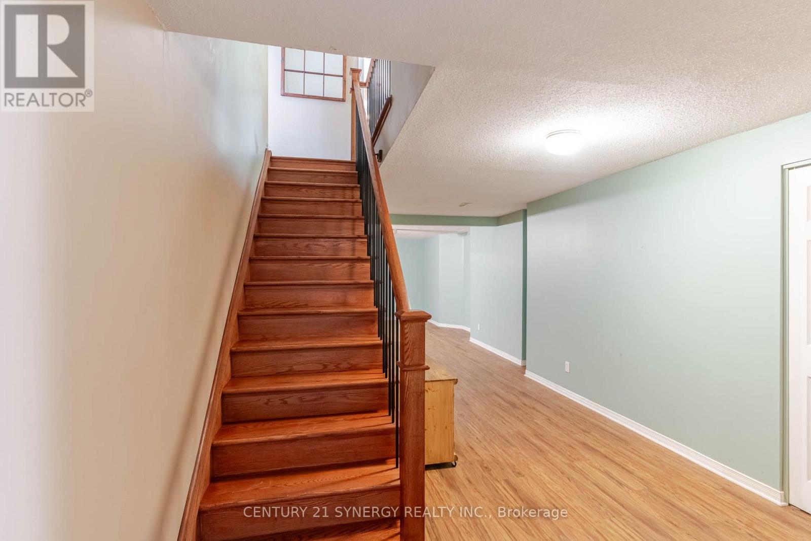 306 MCGREGOR DRIVE - 23