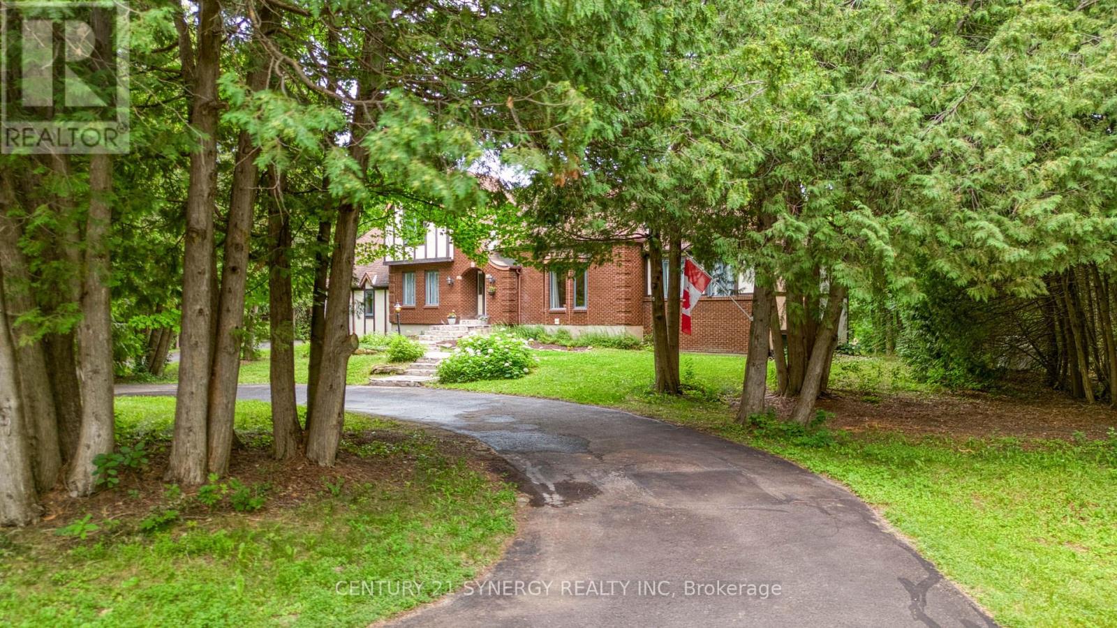 306 MCGREGOR DRIVE - 34