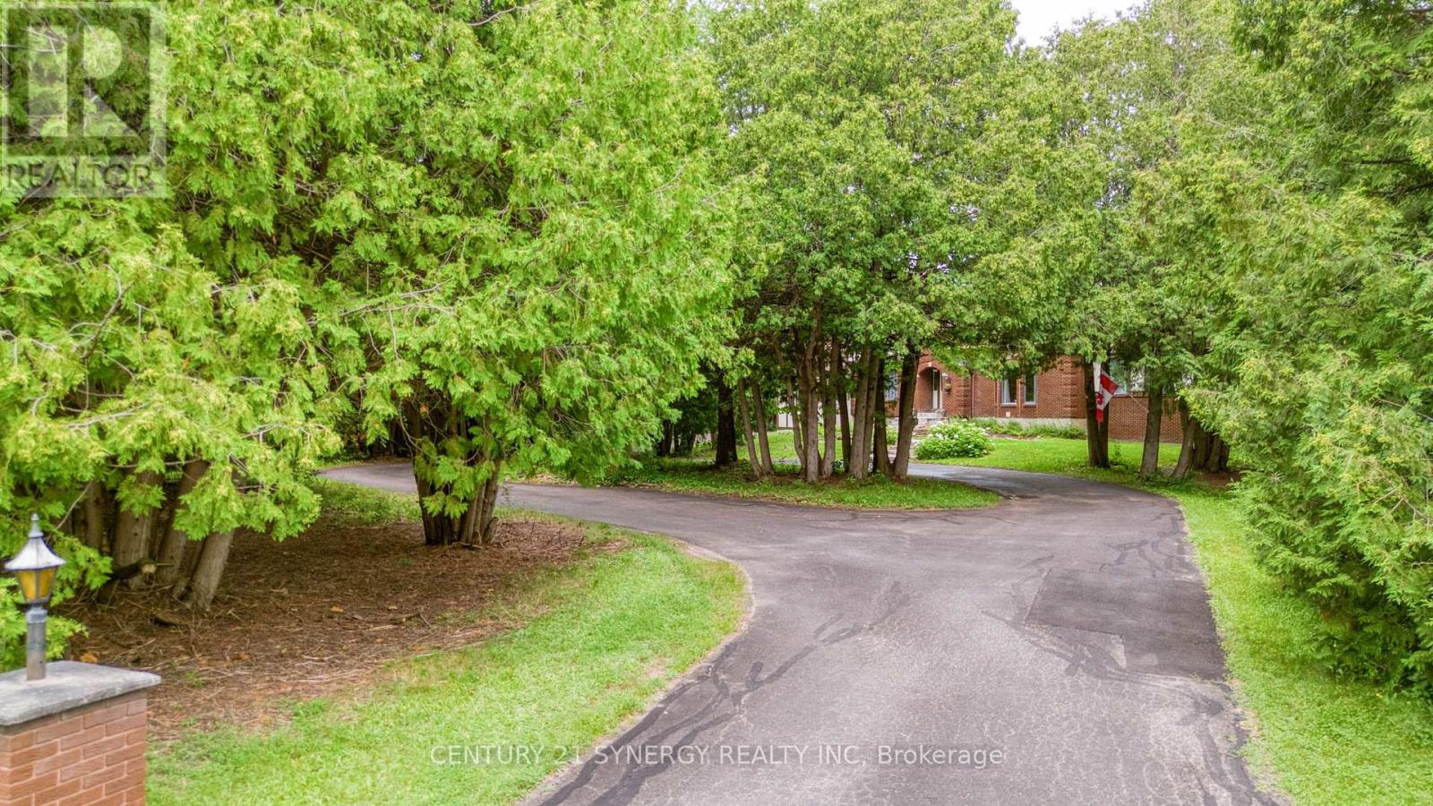 306 MCGREGOR DRIVE - 35
