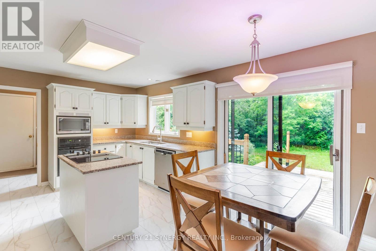 306 MCGREGOR DRIVE - 8