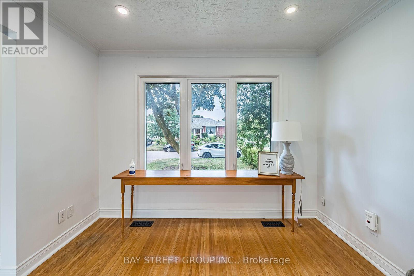 88 FREY CRESCENT - 13