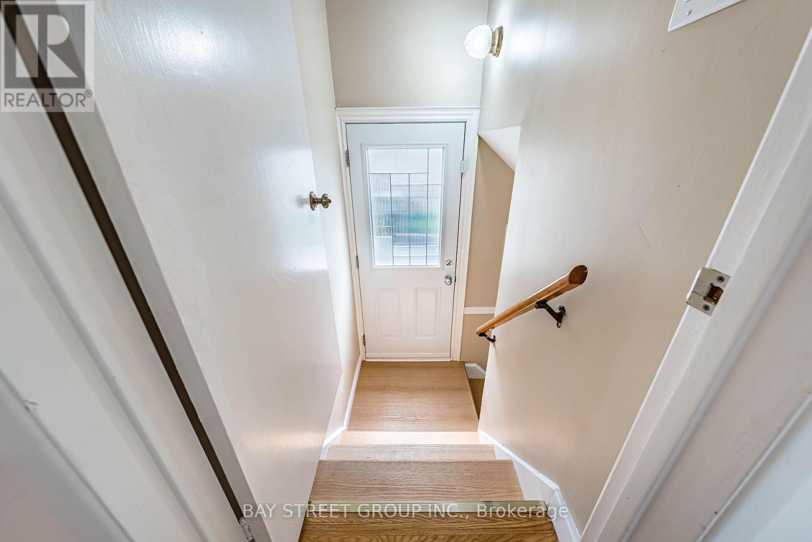 88 FREY CRESCENT - 28