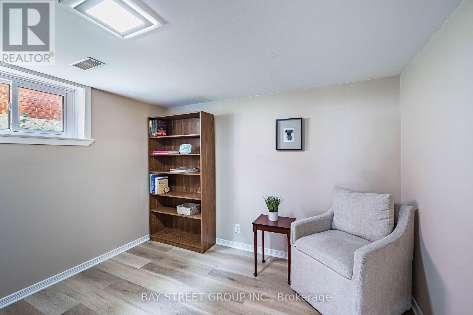 88 FREY CRESCENT - 43