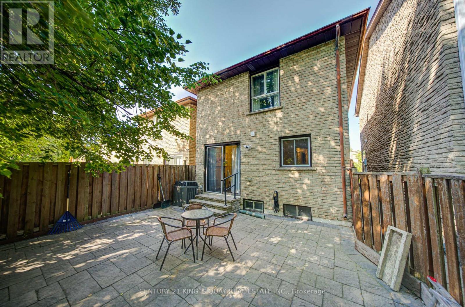 17 CROXLEY GREEN - Image 18