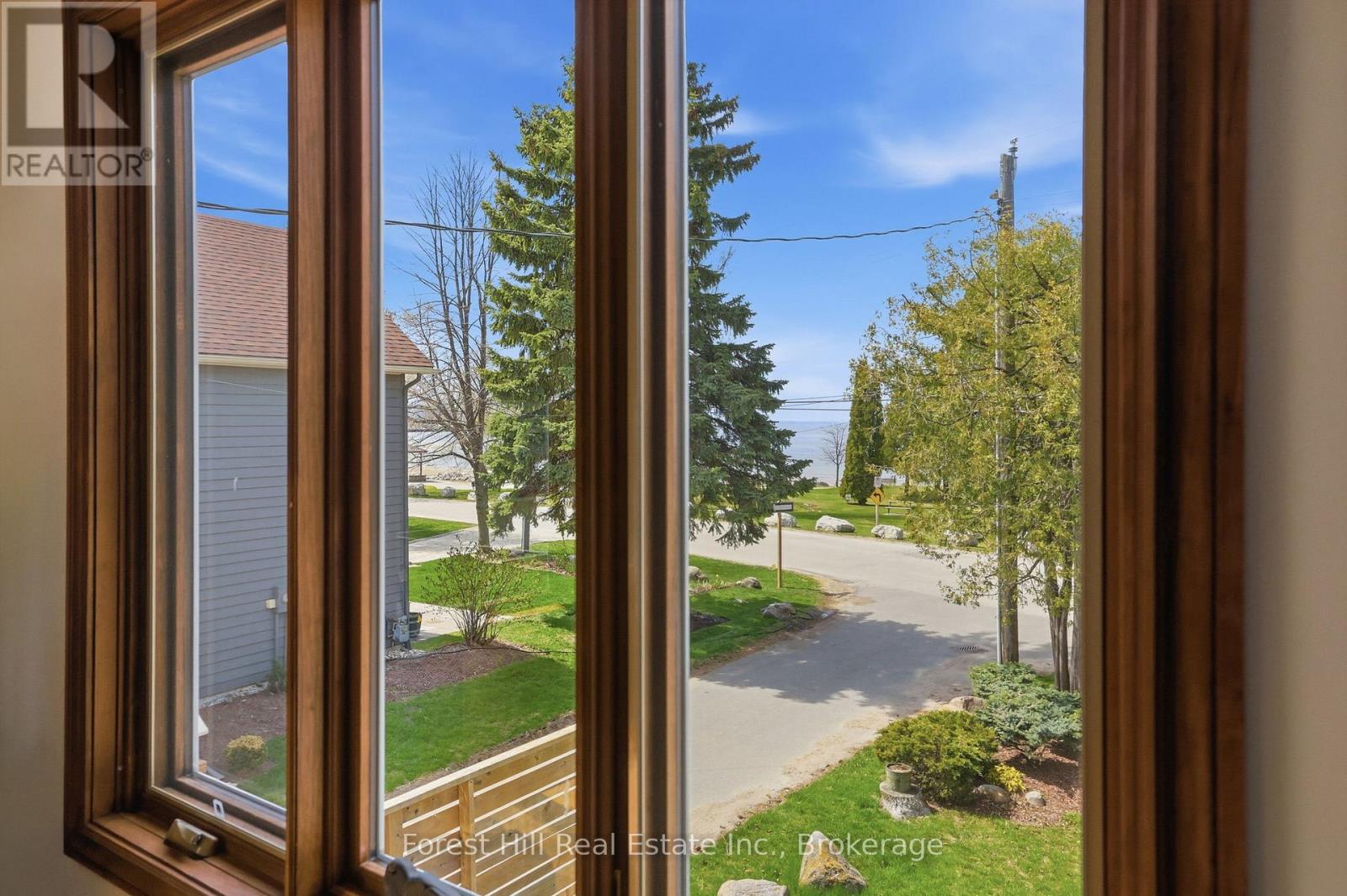 81 ST LAWRENCE STREET - 26