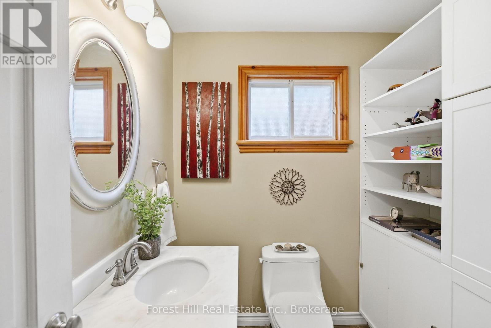 81 ST LAWRENCE STREET - 27