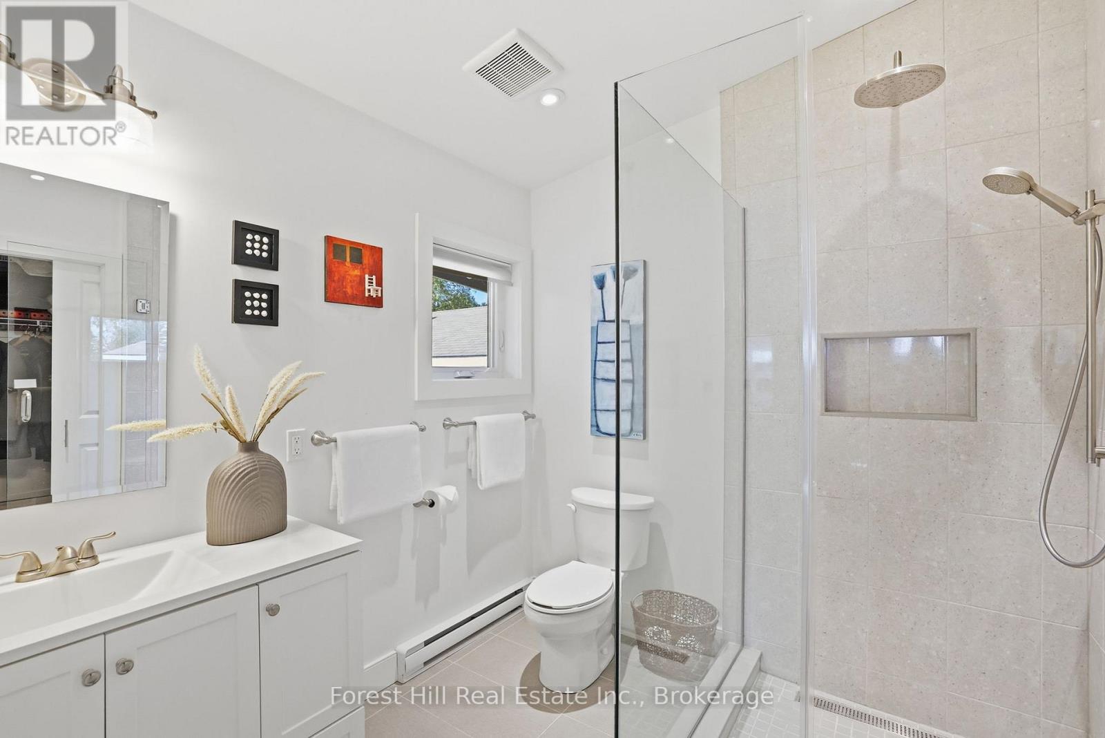 81 ST LAWRENCE STREET - 30