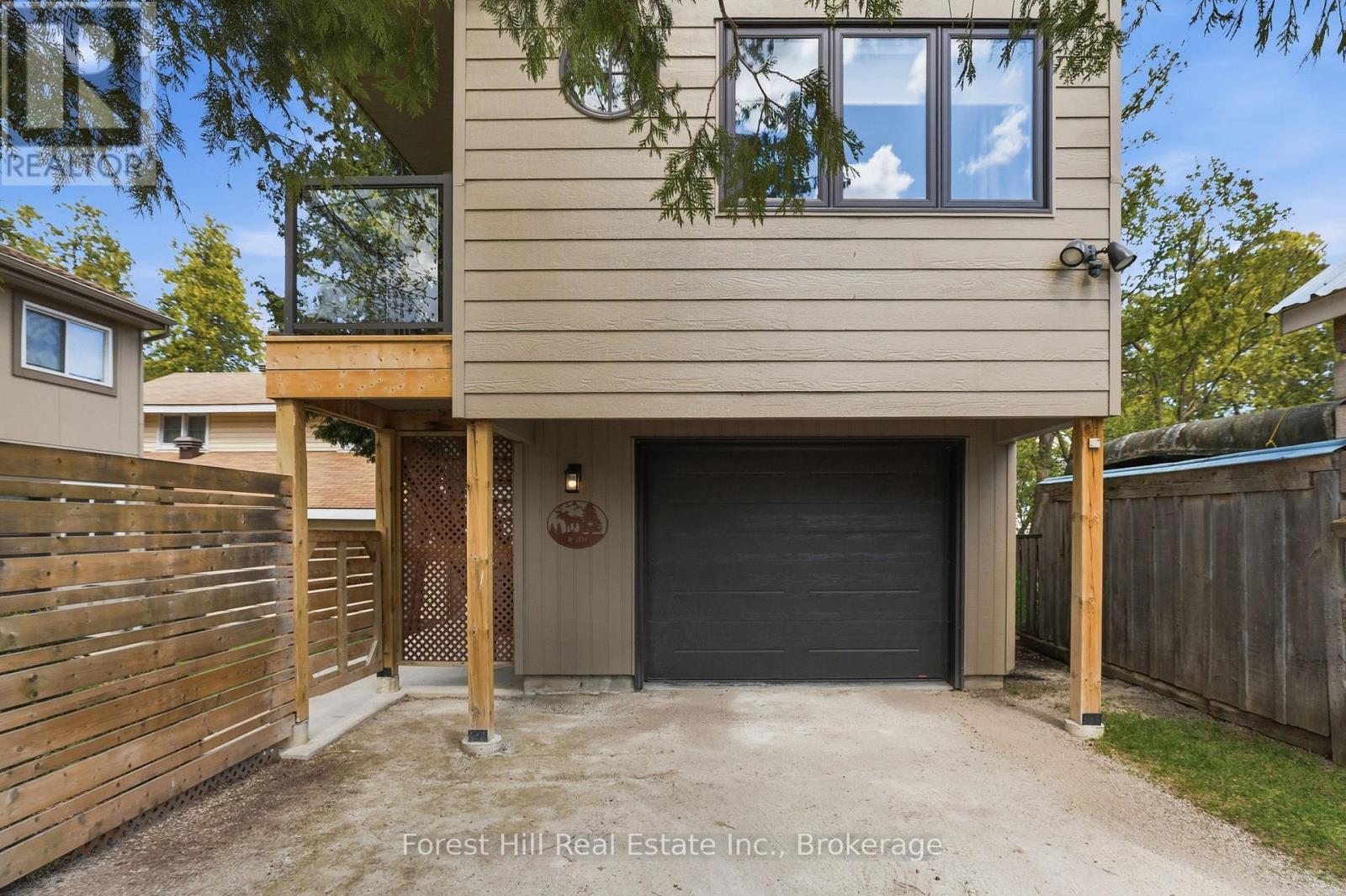 81 ST LAWRENCE STREET - 33